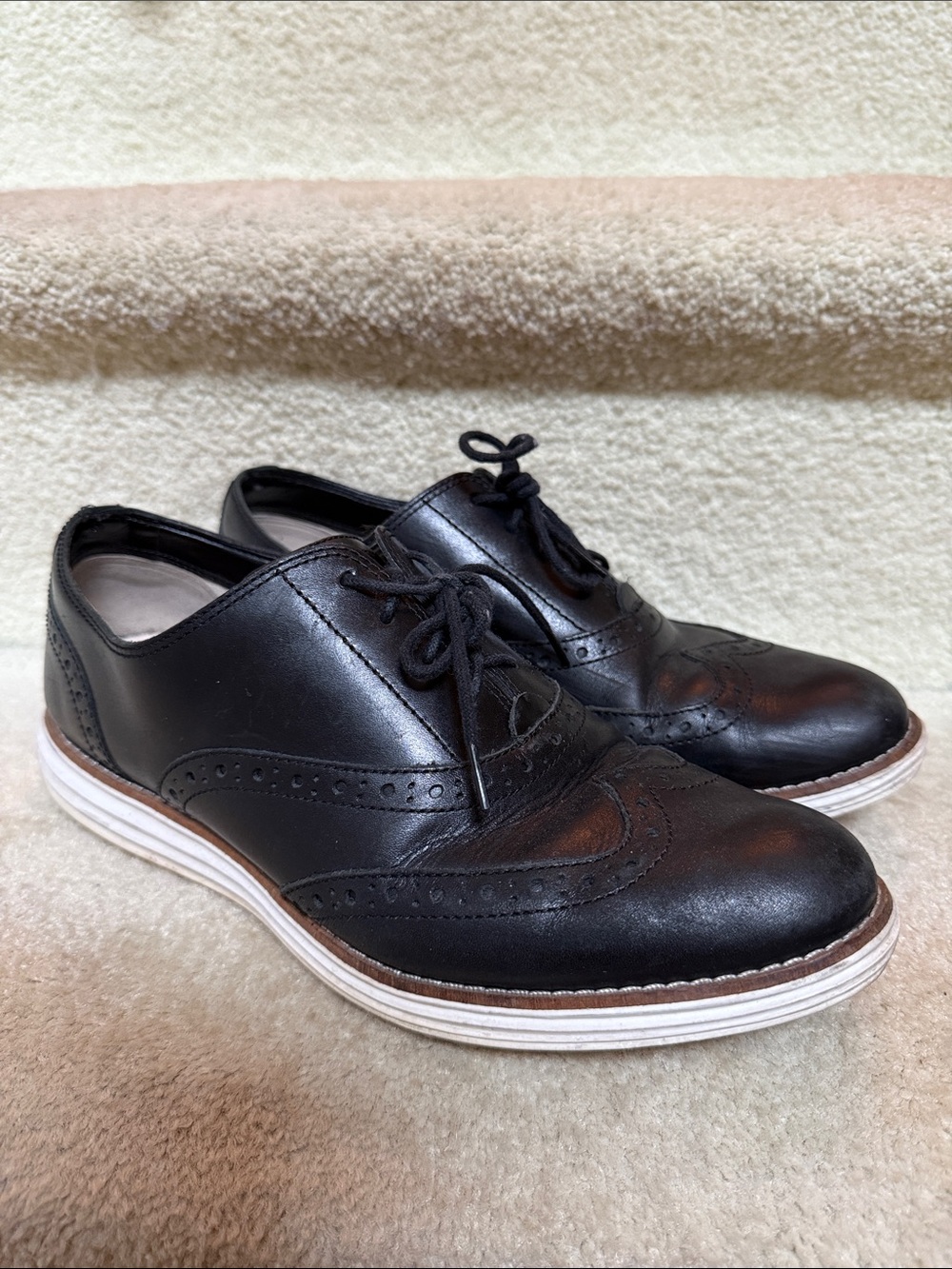 Women’s Black Leather Wingtip Oxford Shoes